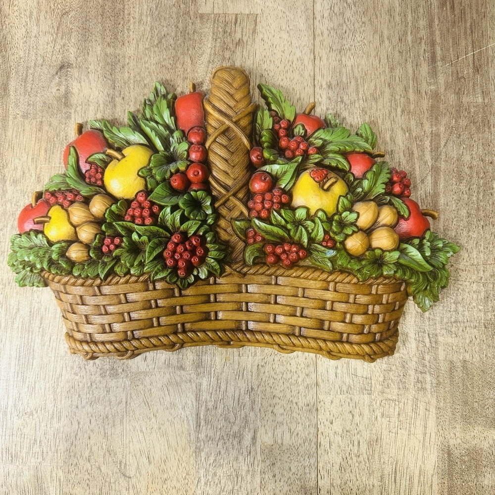 Vintage Homco 1978 Fruit Basket Wall Hanging 7533 A Syroco Plastic USA MCM Decor